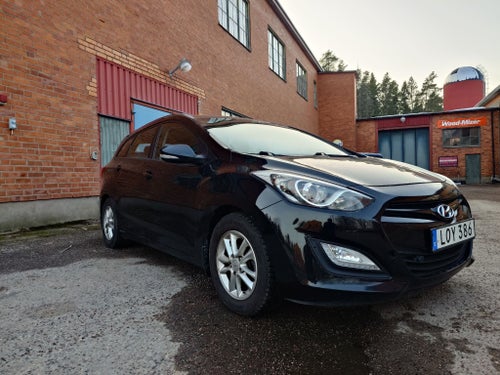Hyundai i30 Kombi 1.6 CRDi Business Euro 5 – 110 hk – Manuell –