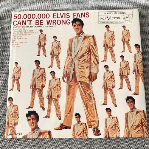 Elvis: The Ultimate Album Cover Book av Paul Dowling