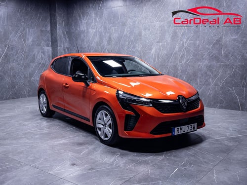 Renault Clio E-TECH MultiMode 143hk Rattvärme CarPlay Låga miltal