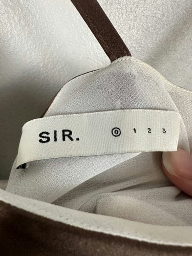 Sir-sidenklänning