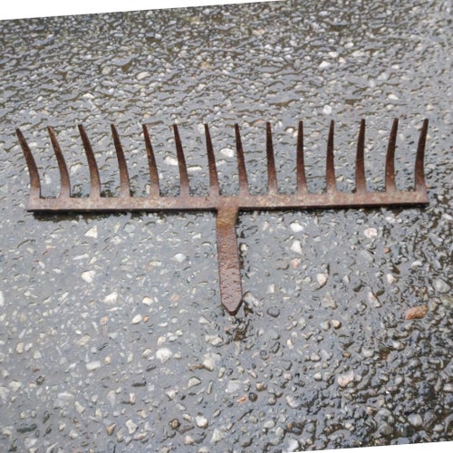 Kratta i metall, äldre utan skaft