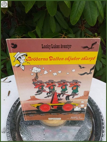 Lucky Lukes äventyr Bröderna Dalton skjuter skarpt aöbum Tryckt 1987