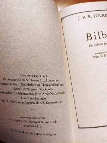 Bilbo en Hobbits äventyr av JRR Tolkien. bok, pocket. Very Fine plus