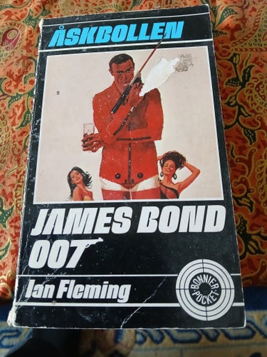 Åskbollen av Ian Fleming, 1965