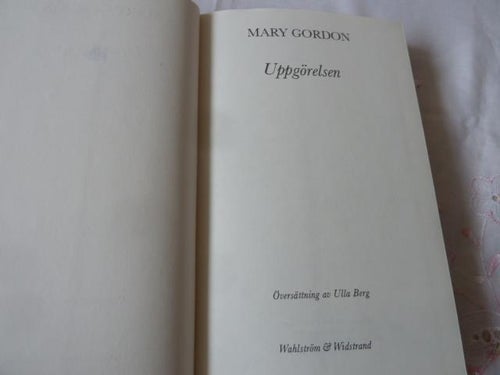 UPPGÖRELSEN, M. GORDON, 1980,  BÖCKER