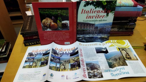 Italienska inviter gastronomiska utflykter, Siv Nilsson. Bok. Very Fine plus