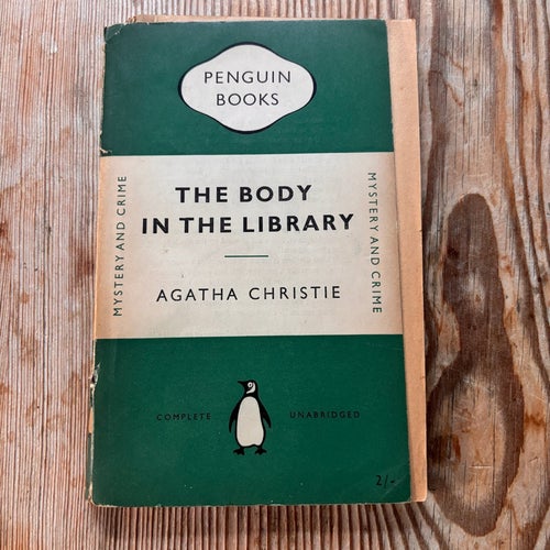 The Body in the Library av Agatha Christie, 1965