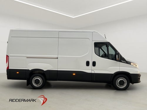 Iveco Daily L3H2 2.3JTD 136hk FLYTTBIL Värmare 3-Sits Moms