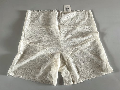 KappAhl vita spetsshorts, stl XL