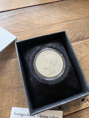 Sveriges första Tvåkrona silver
