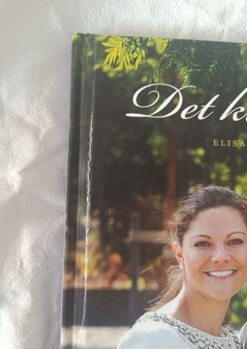 Det Kungliga Året 2011 av Elisabet Tarras Dahlberg