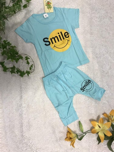 "Smile " Barn Klädset , T-Shirt + Shorts