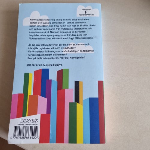 Namnguiden av Solveig Norberg