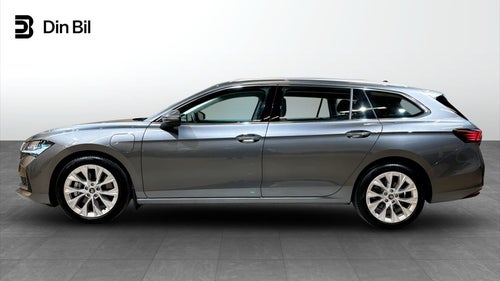 Škoda Superb iV Kombi Selection DSG Drag
