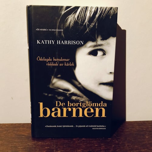De bortglömda barnen av Kathy Harrison