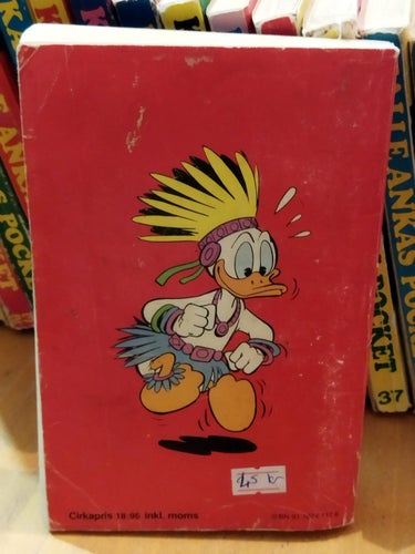 Kalle Ankas pocket 48 Walt Disney's Kalle i full karriär. Good+