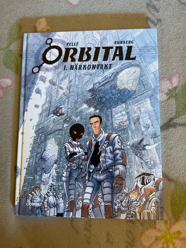 Orbital vol 1 - svenska graphic novel comic serie sf science fiction omnibus