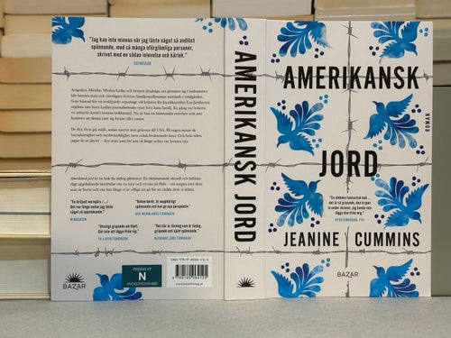Amerikansk jord av Jeanine Cummins, bok, Very Fine