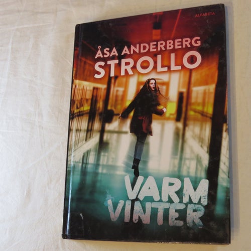Strollo: Varm Vinter av Åsa Anderberg, 2016