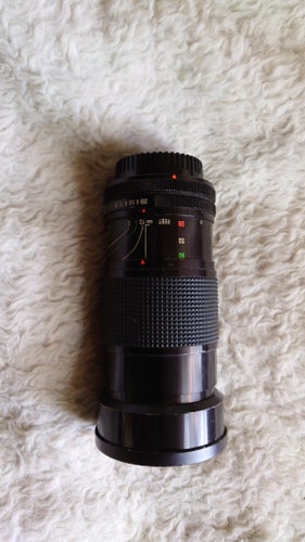 Vivitar Series 1 28-90 mm 1:2.8-3.5 Macro Focusing objektiv