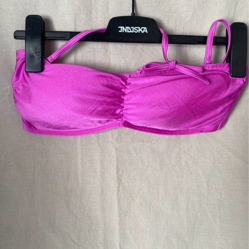 Ny oanvänd Lila bikini överdel, stl 42