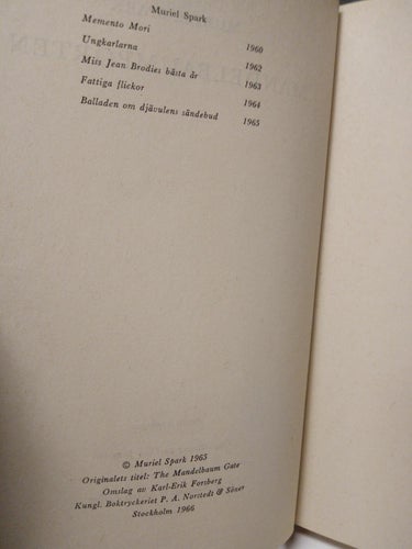 Mandelbaumporten - Muriel Spark. bok, inbunden. Very Fine