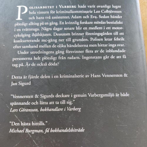Onda änglar av Vennersten, Hans En kriminalroman från Varberg