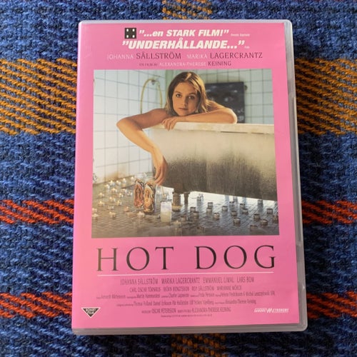 Hot dog | DVD | Alexandra-Therese Keining Johanna Sällström Marika Lagercrantz