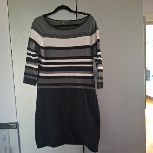 Klänning Lauren Ralph Lauren.