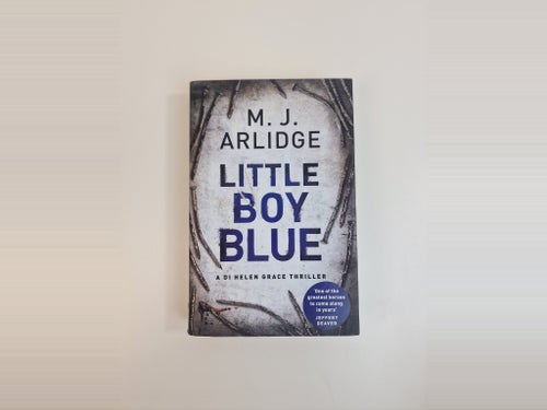 Little Boy Blue av M. J. Arlidge, 2016