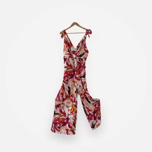 Paris-jumpsuit NWT