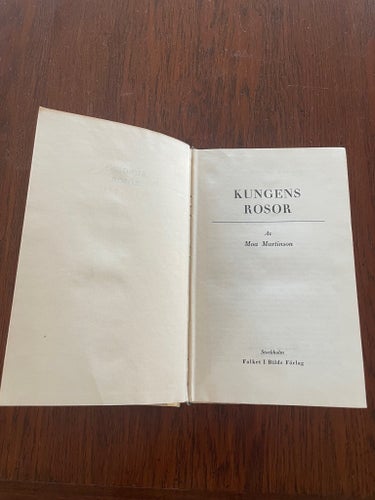 Kungens Rosor av Moa Martinson, 1946