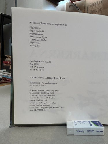 Året om i fågelmarkerna av Viking Olsson. Bok. Very Fine plus
