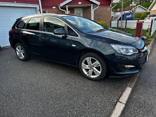 Opel Astra Sports Tourer 1.4 Turbo Manuell, 140hk, 2016