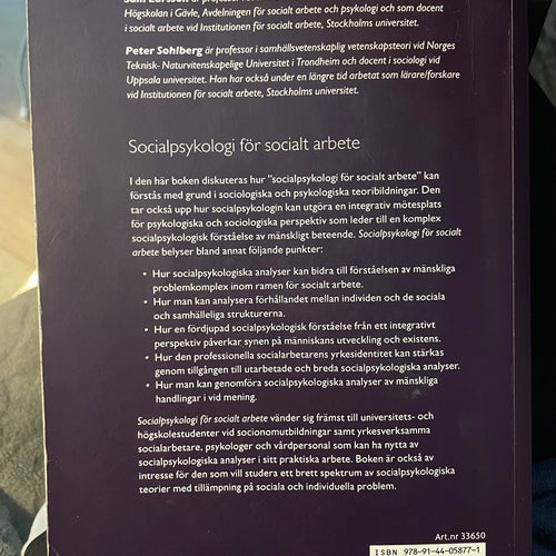 Socialpsykologi för socialt arbete av Sam Larsson, Peter Sohlberg