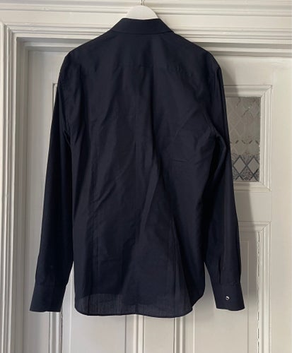 Dolce & Gabbana svart skjorta, storlek 43 / 17 Mycket bra skick