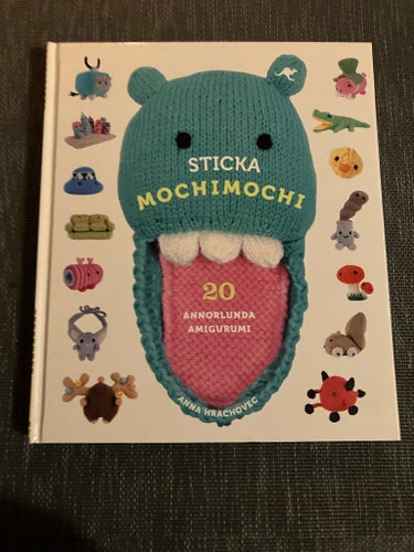 Ny Sticka Mochimochi av Anna Hrachovec, 2011