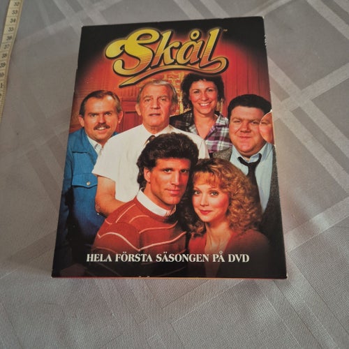 Skål - Hela Första Säsongen på DVD