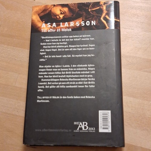 Till offer åt Molok - Åsa Larsson - 2012