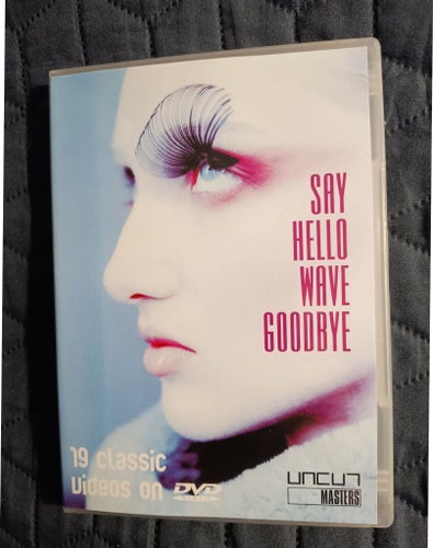 DVD SAY HELLO, WAVE GOODBYE 2002 MUSIKVIDEOR