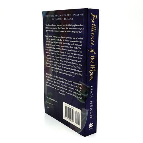 Tales of the Otori del 3: Brilliance of the Moon av Lian Hearn (storpocket)