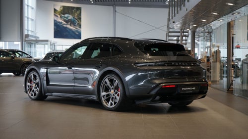 Porsche Taycan 4S Cross Turismo