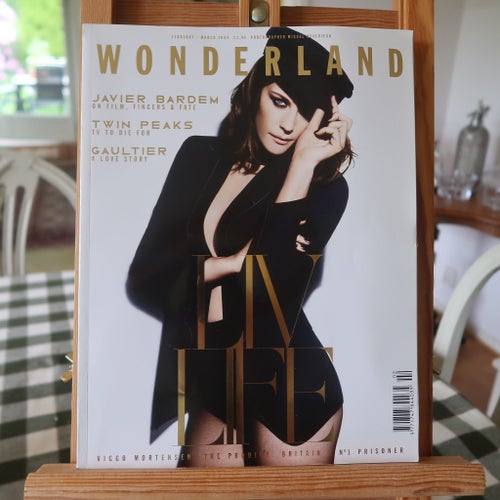 Wonderland Magazine med Liv Tyler. Mars 2009.Toppskick