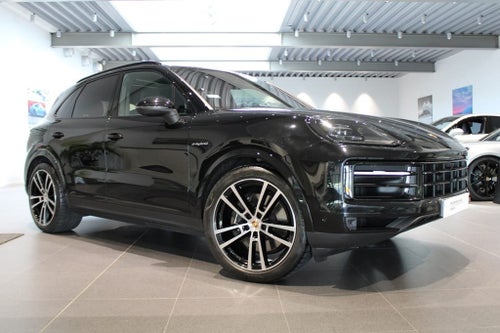 Porsche Cayenne E-Hybrid Moms