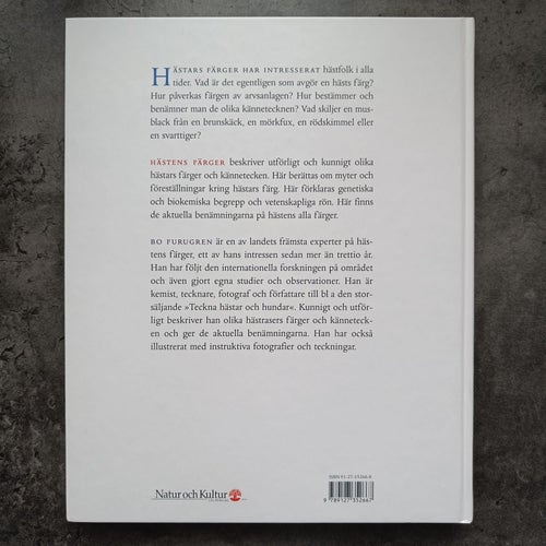 Hästens färger Bok 144 sidor häst, tecken, genetik