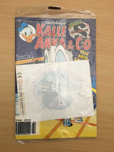 KALLE ANKA Nr 22 2002 - Inplastad - S-märke till bilen - Håll avstånd föraren so