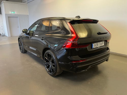 Volvo XC60 T8 Plus Black Nordic Edition/ Navigation/ Panoramatak/ Massage stol/