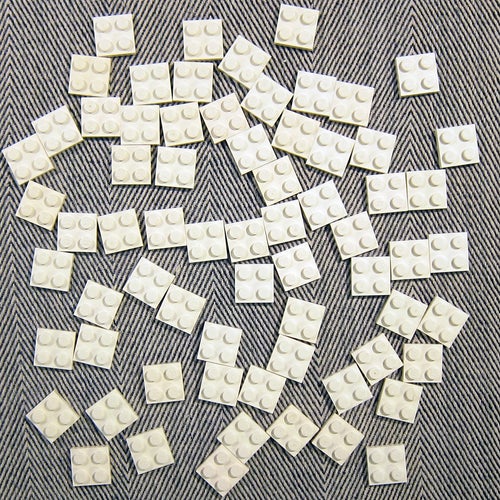 LEGO Vit Plate plattor 2 X 2 Item No: 3022 Ca 45 gram