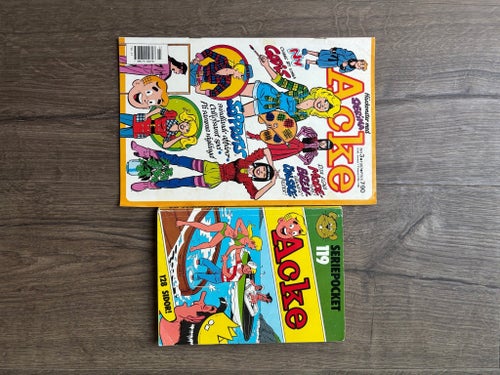 Acke pocket samt tidning