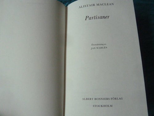 ALISTAIR MACLEAN, PARTISANER, BOK
